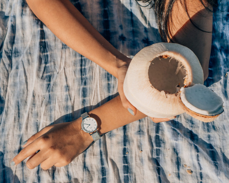 Daniel Wellington Beach and coconut